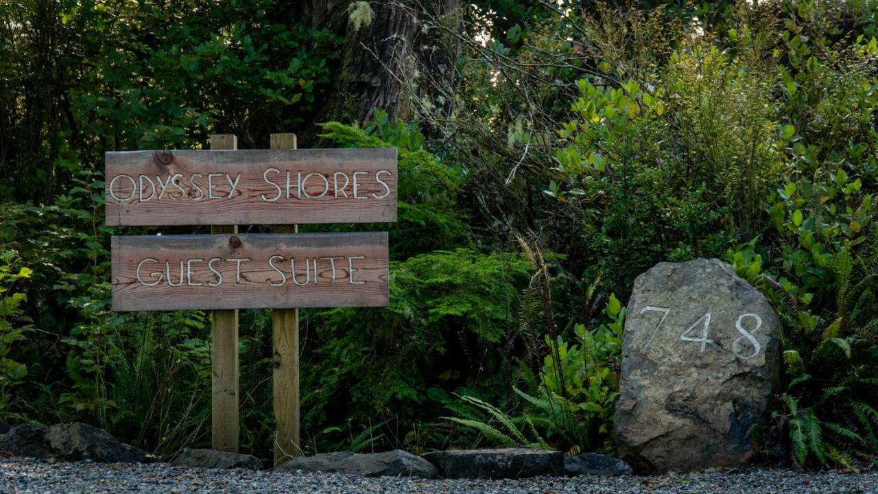 Odyssey Shores Guest Suite Ucluelet Eksteriør bilde